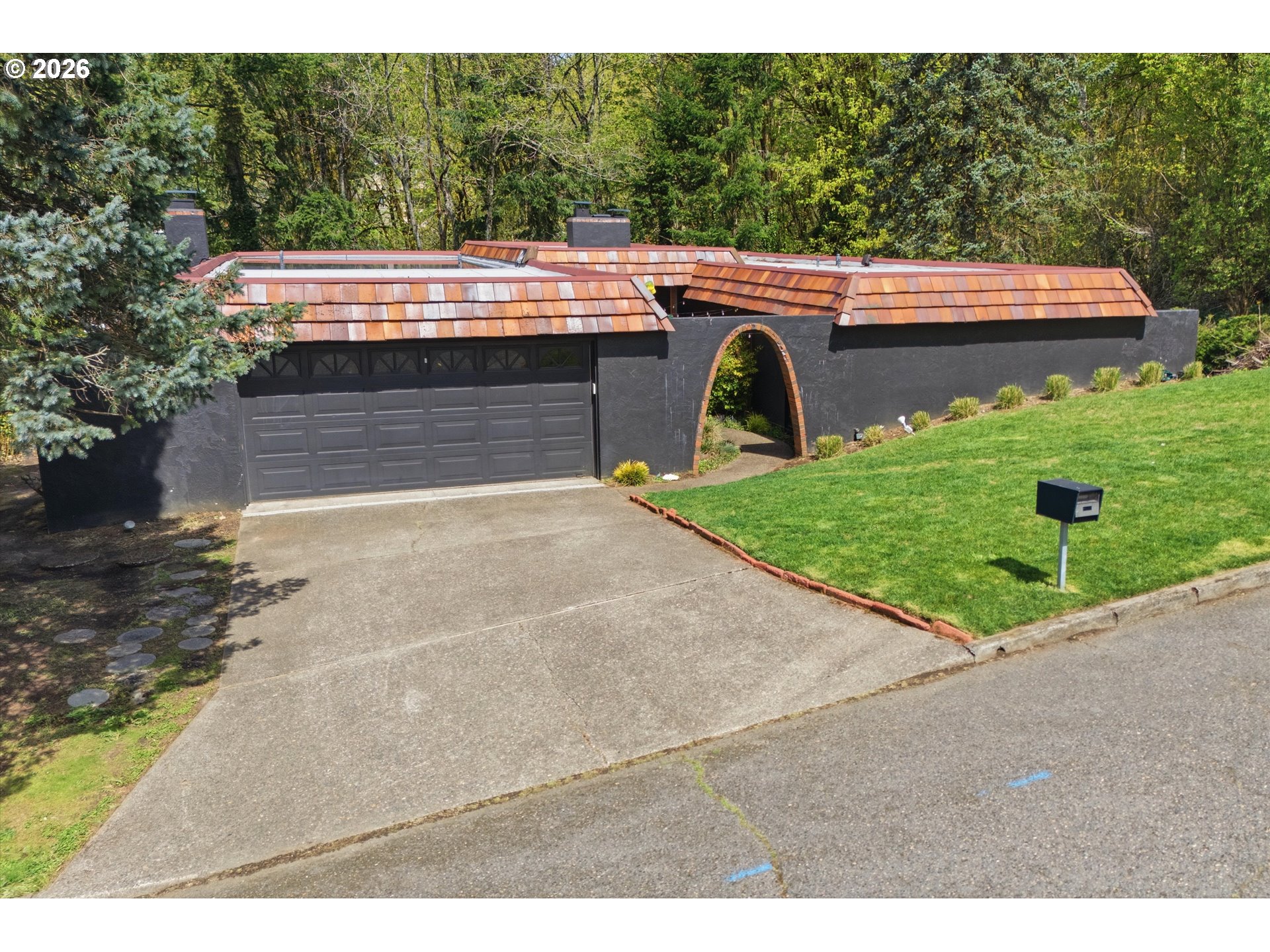 6011 Southwest Salmon Street Portland, OR 97221 - Photo 3 of 48