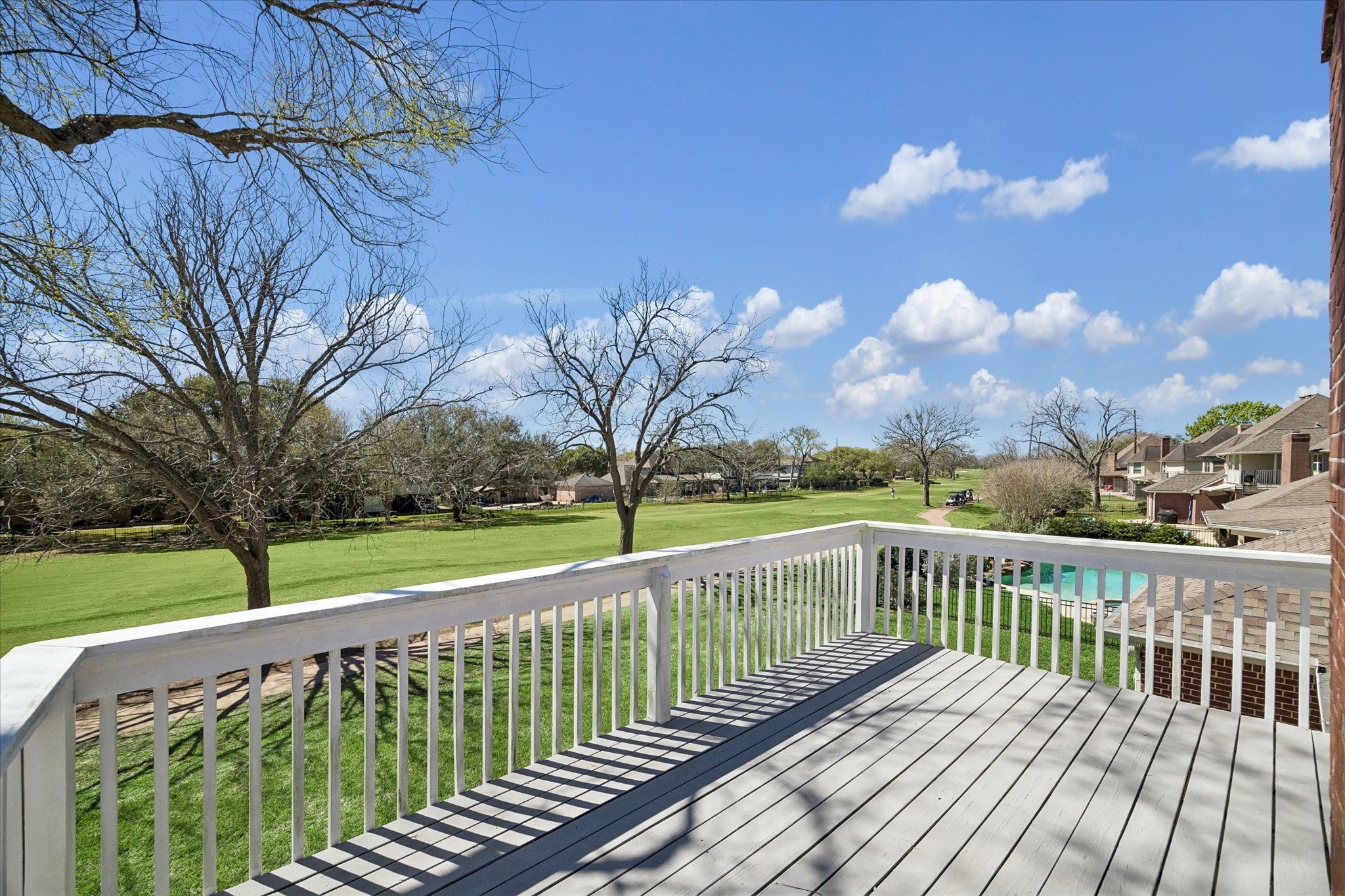 1707 Rambling Stone Drive Richmond, TX 77406 - Photo 24 of 42 PRIVATE BALCONY OVERLOOKING THE GOLF COURSE WITH SERENE VIEWS AND OUTDOOR LIVING SPACE.