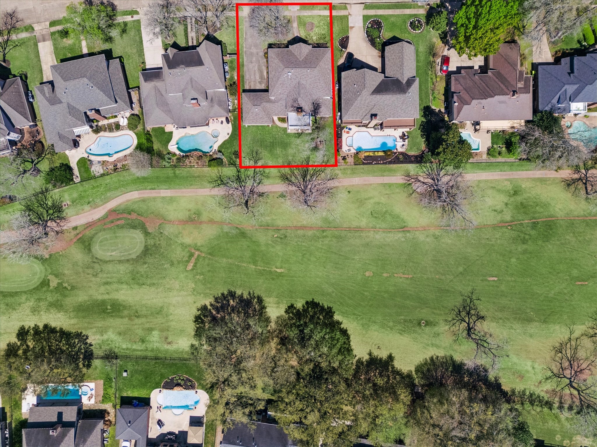 1707 Rambling Stone Drive Richmond, TX 77406 - Photo 34 of 42 IDEALLY POSITIONED ON THE GOLF COURSE WITH DIRECT ACCESS TO GREENSPACE AND SCENIC SURROUNDINGS.