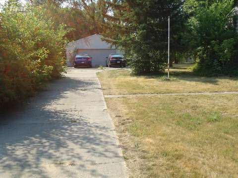 12518 Tuscola Road Clio, MI 48420 - Photo 4 of 5 20152983-3.JPG