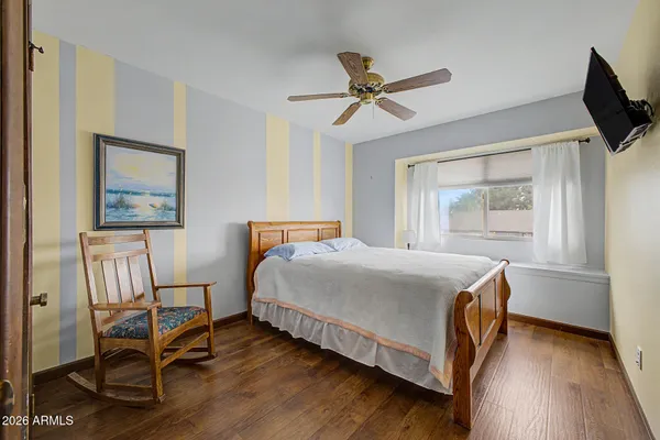 $559,000 | 6408 West Sunnyside Drive, Glendale, AZ 85304