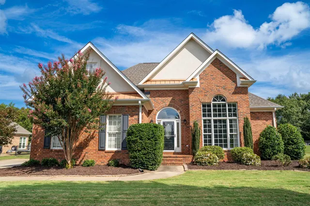 $399,900 | 280 Heather Glen Drive, Boiling Springs, SC 29316