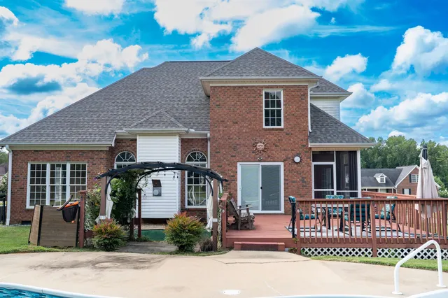 $399,900 | 280 Heather Glen Drive, Boiling Springs, SC 29316