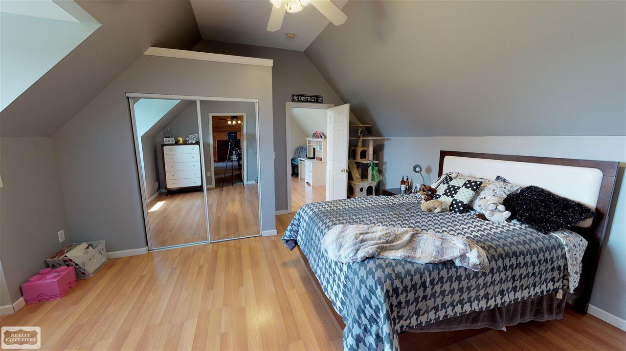 1665 Berville Road Allenton, MI 48002 - Photo 25 of 66 18 X 14 Composite Flooring