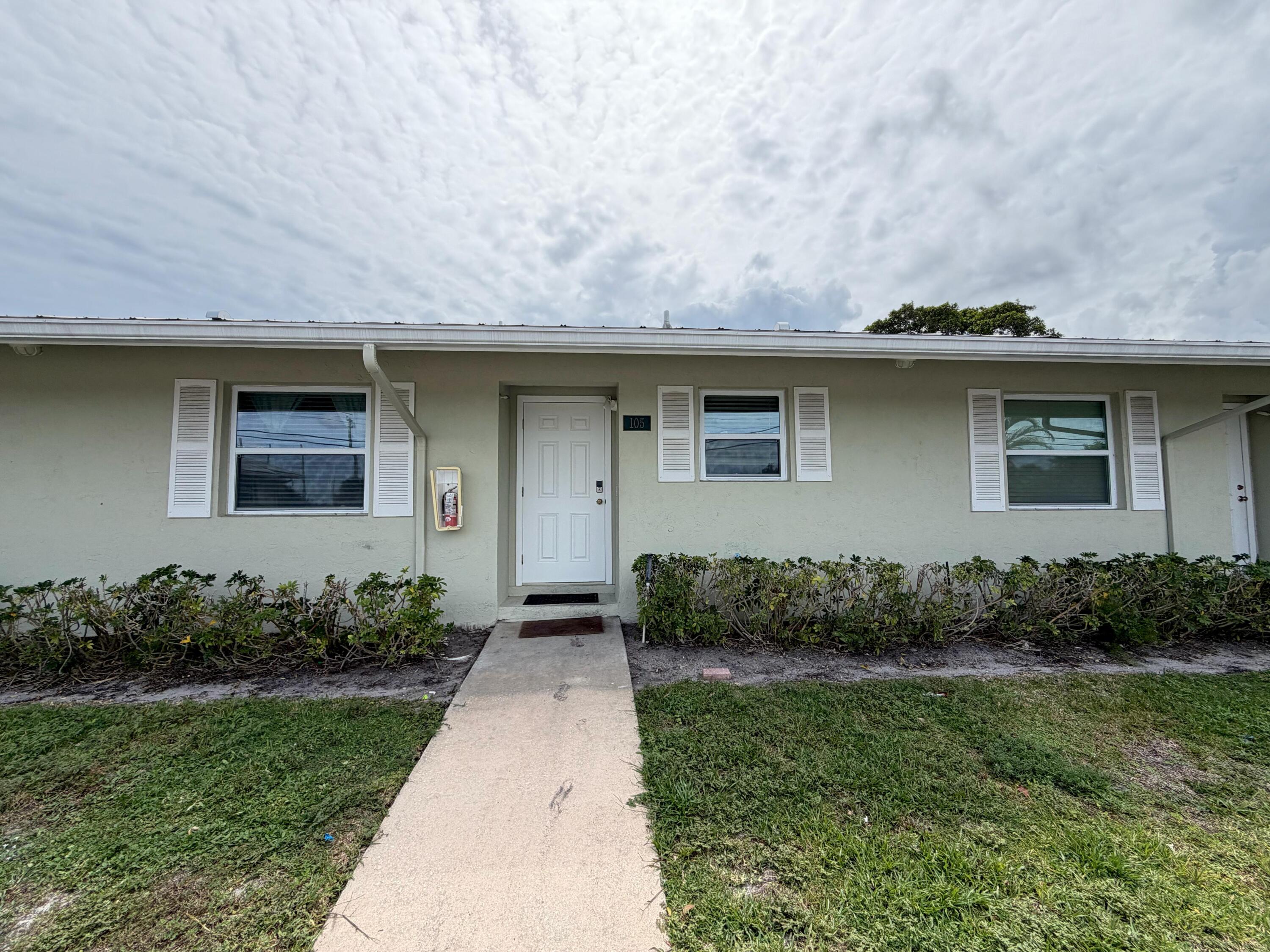 3794 County Line Road, Unit 105 Jupiter, FL 33469 - Photo 20 of 20 WhatsApp Image 2026-10-01 at 17.59.47 (2