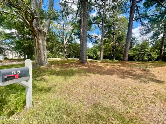 $250,000 | 402 Drury Lane, Brookhaven, MS 39601