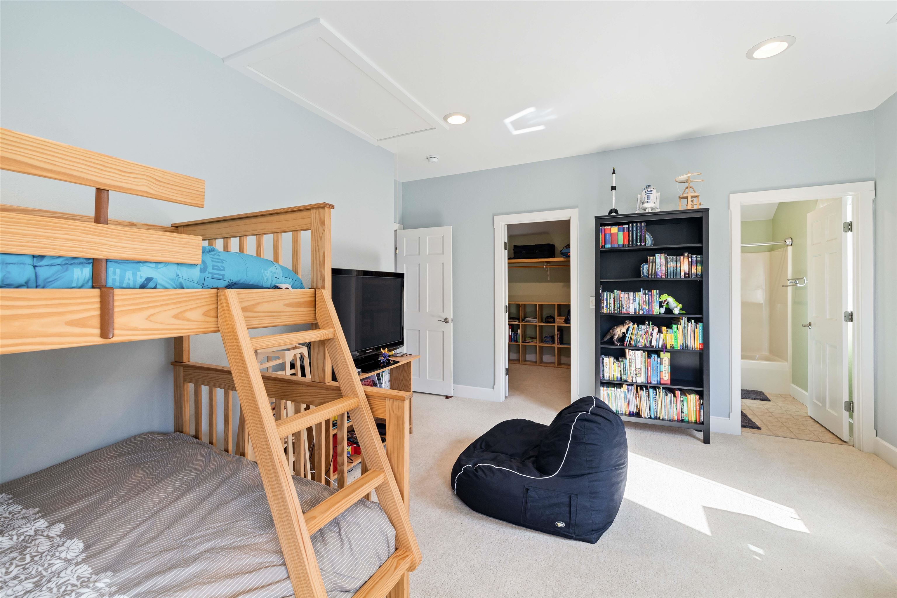 4 Ladd Road Hanover, NH 03755 - Photo 22 of 25 Gallery Image 22
