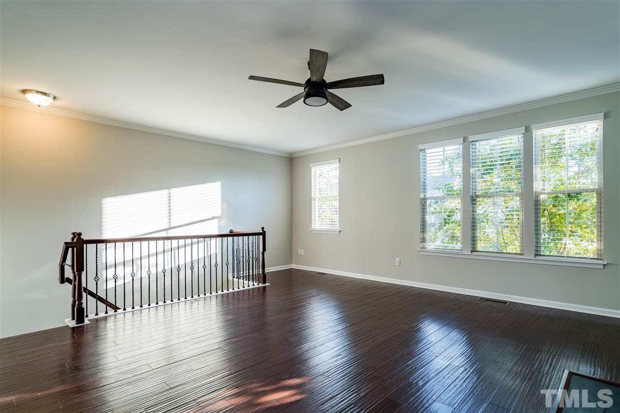 1521 Rodessa Run Raleigh, NC 27607 - Photo 7 of 29