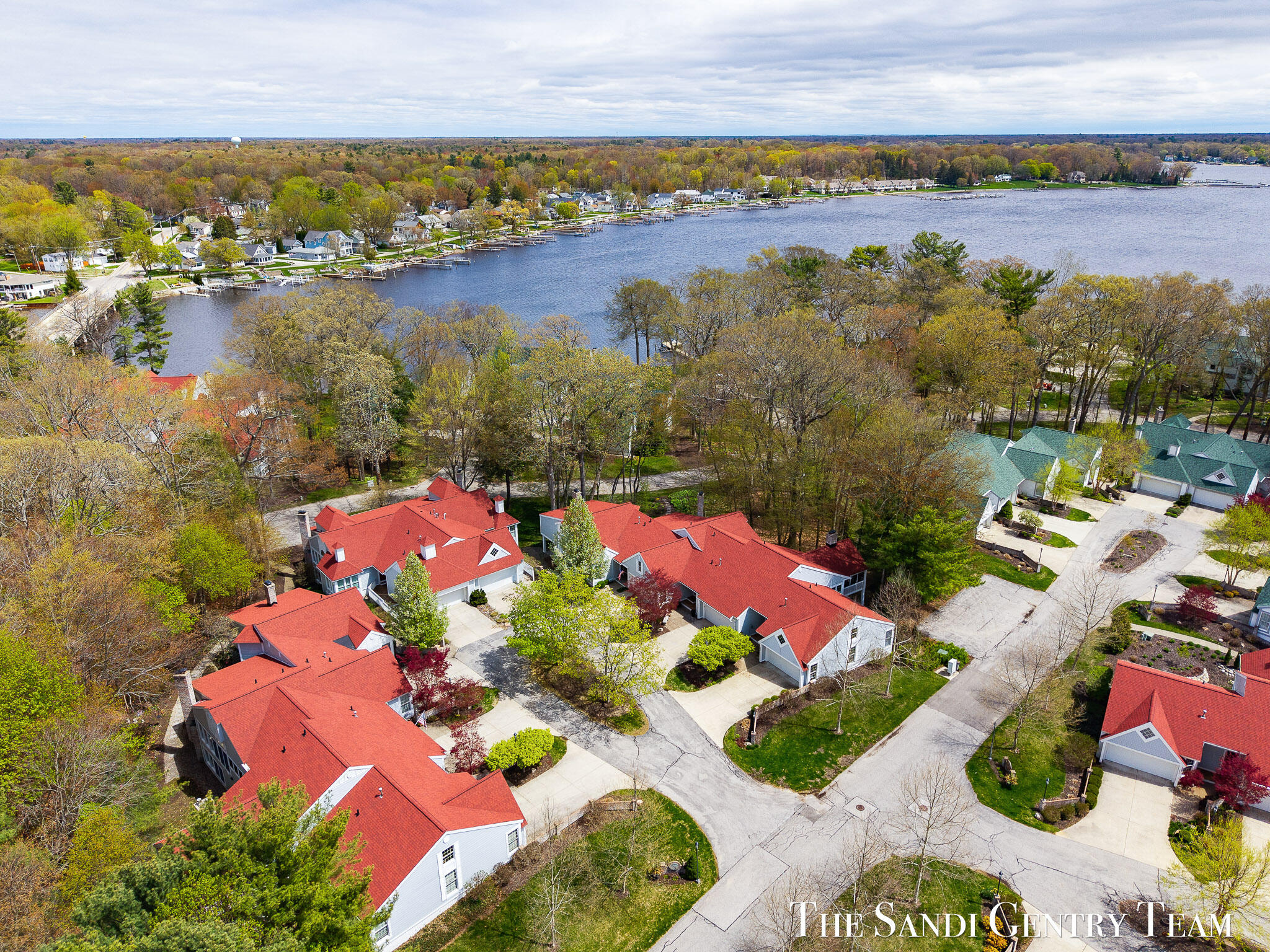 16917 Landing Lane Spring Lake, MI 49456 - Photo 62 of 69 DJI_20260428133540_0222_D_KYLE