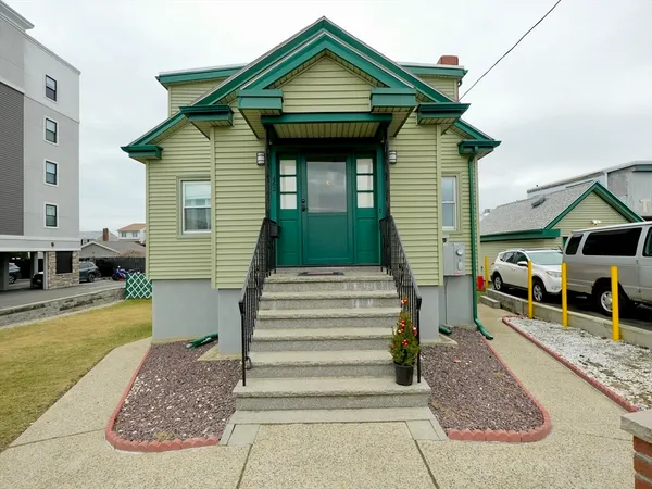 $985,000 | 462 American Legion Highway, Revere, MA 02151