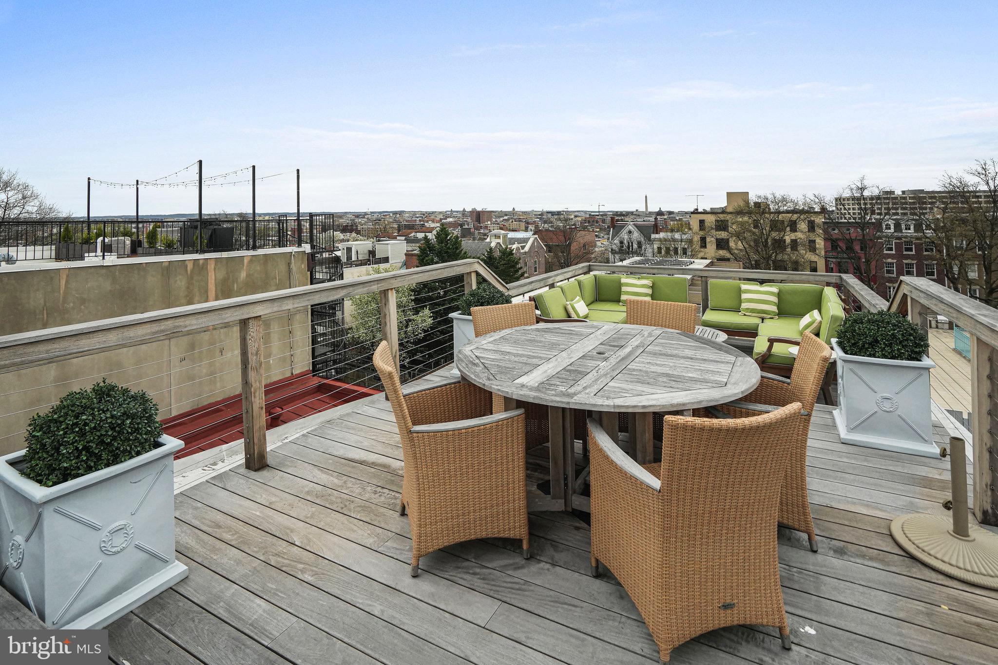 1850 Kalorama Road Northwest, Unit A Washington, DC 20009 - Photo 29 of 35 Dining tier on roof terrace