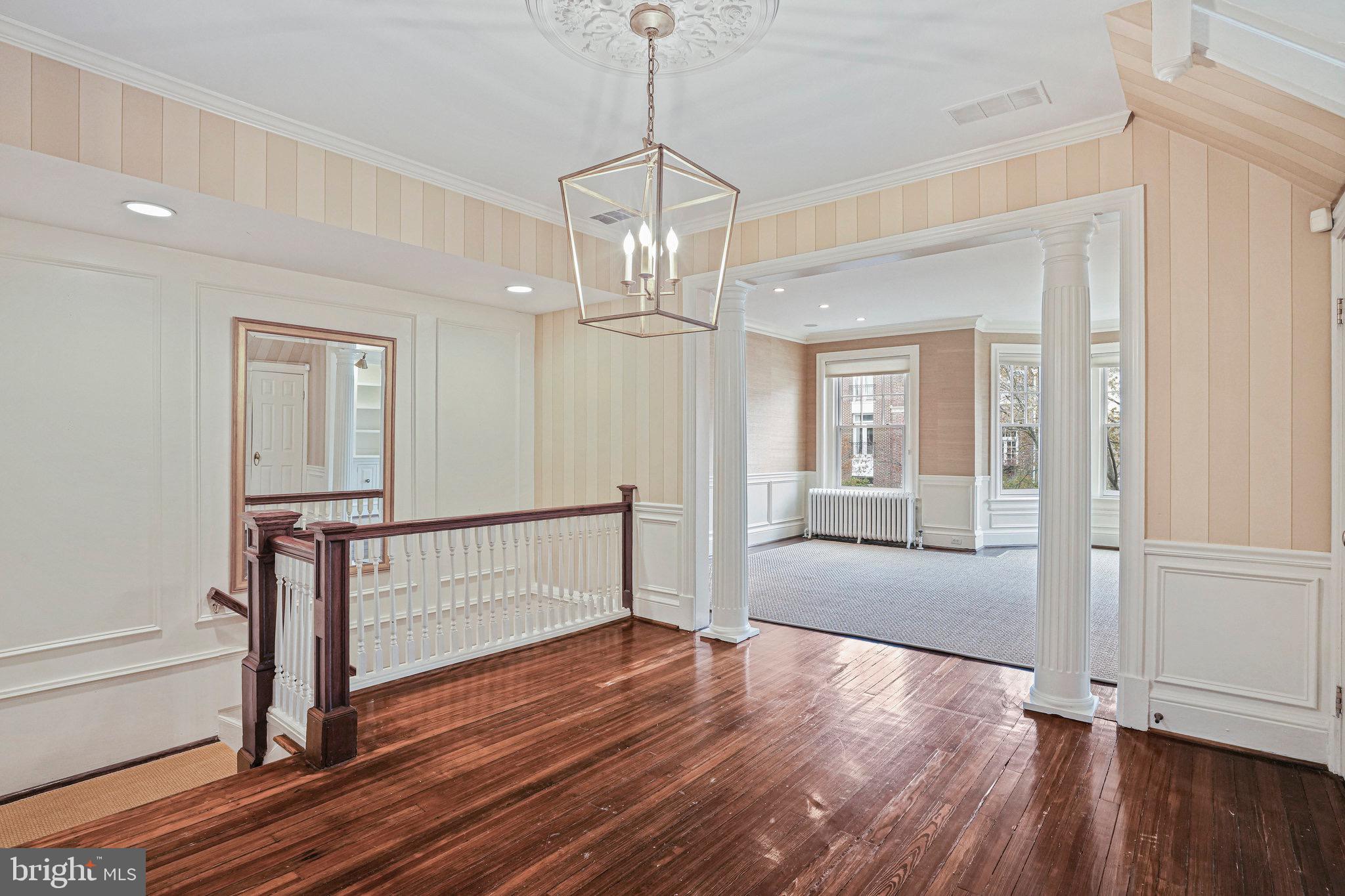 1850 Kalorama Road Northwest, Unit A Washington, DC 20009 - Photo 3 of 35 Entry stairwell leads to dining room