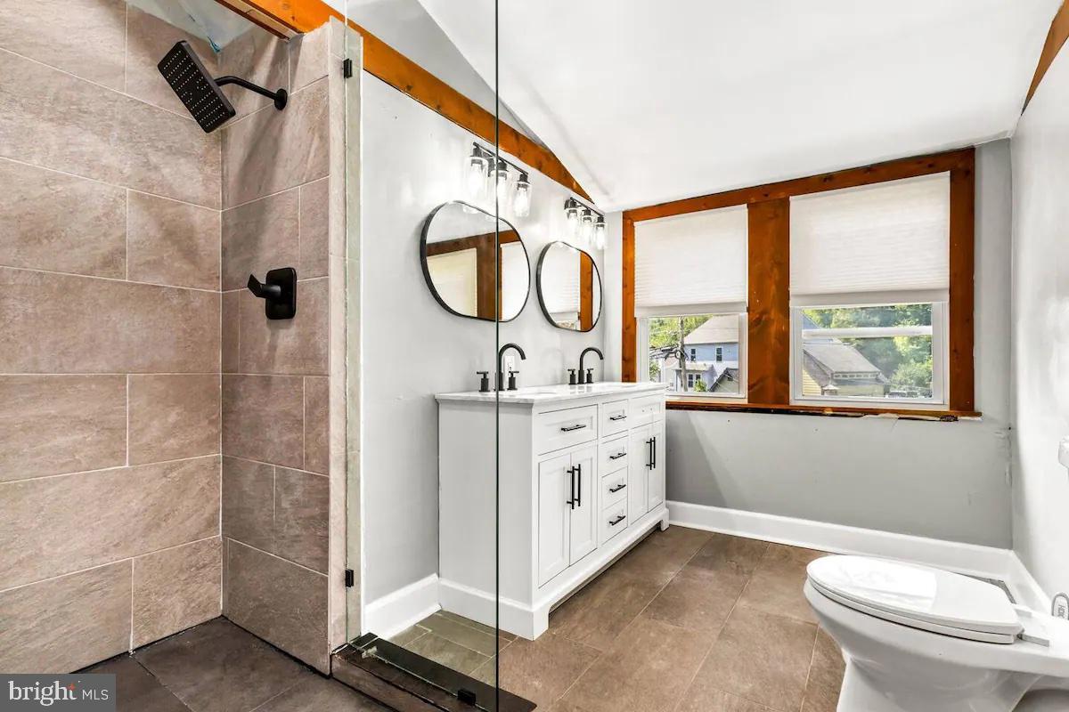 301 Beverley Place Edgewater, MD 21037 - Photo 39 of 42 Master bedroom Loft