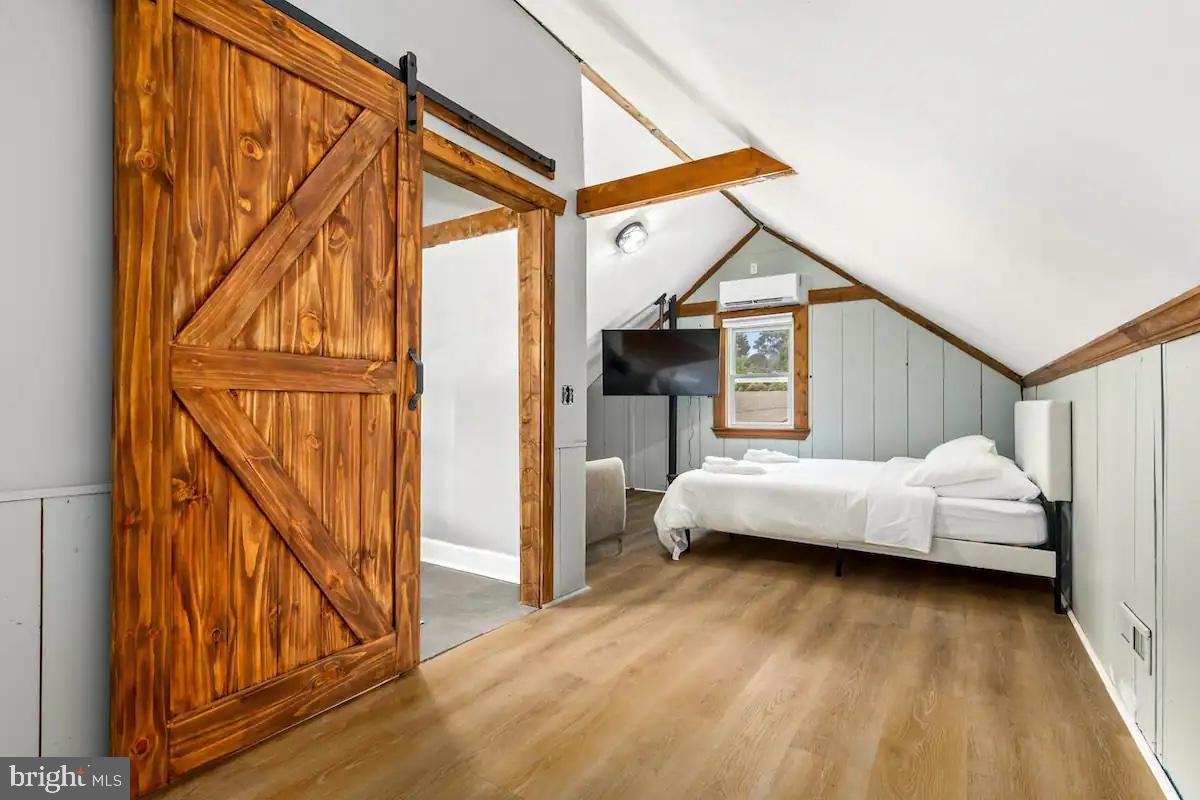 301 Beverley Place Edgewater, MD 21037 - Photo 40 of 42 Master bedroom Loft