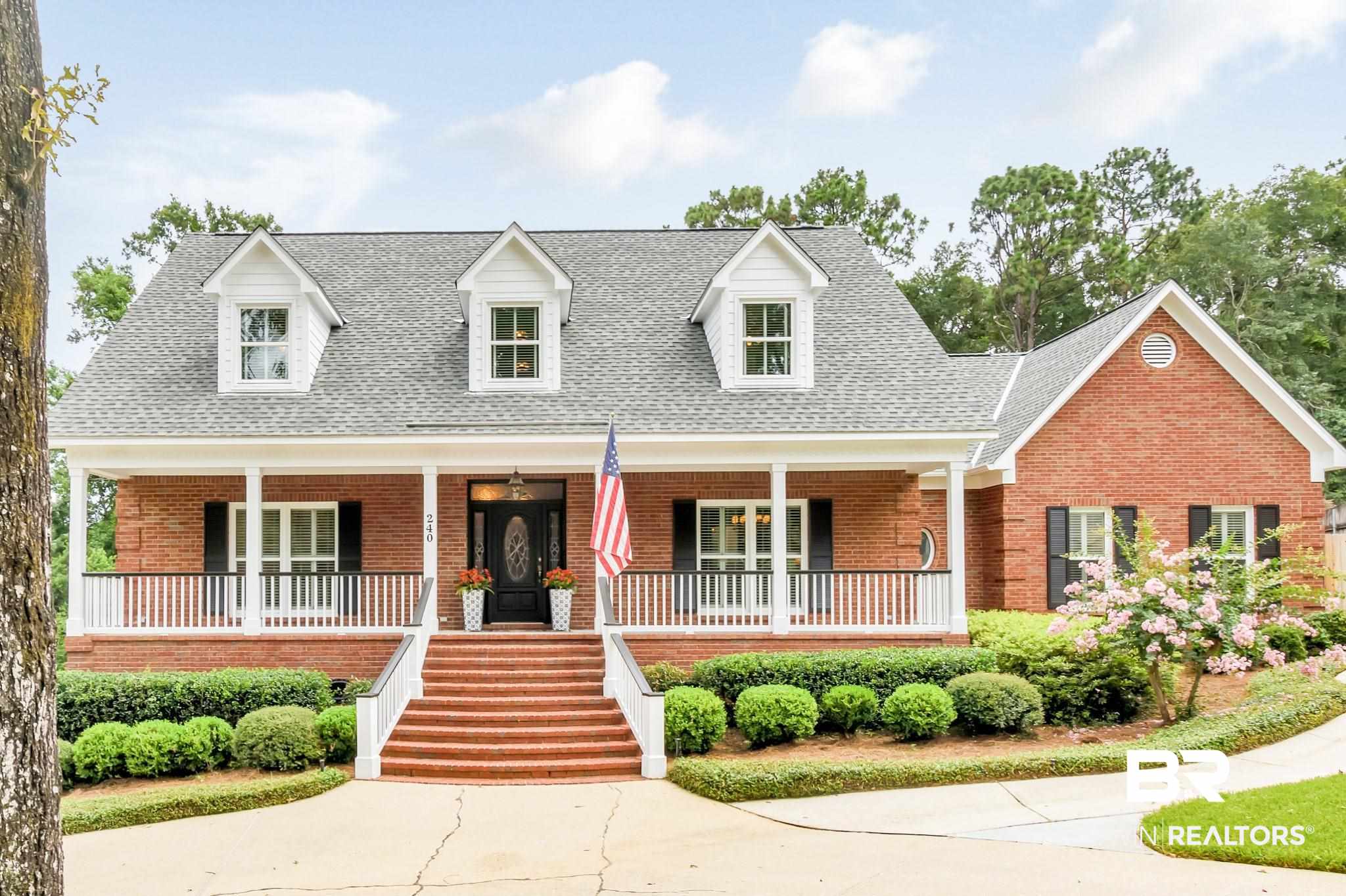 240 Suffolk Road Mobile, AL 36608 - Photo 2 of 49