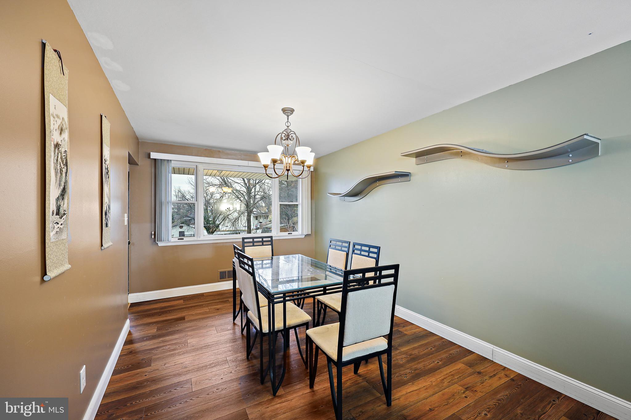 1621 Chesaco Avenue Rosedale, MD 21237 - Photo 9 of 25 Light filled Dining room