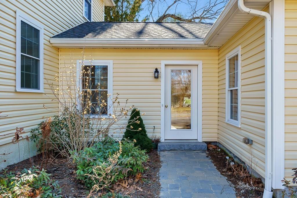 192 Virginia Road Concord, MA 01742 - Photo 31 of 37 Gallery Image 31