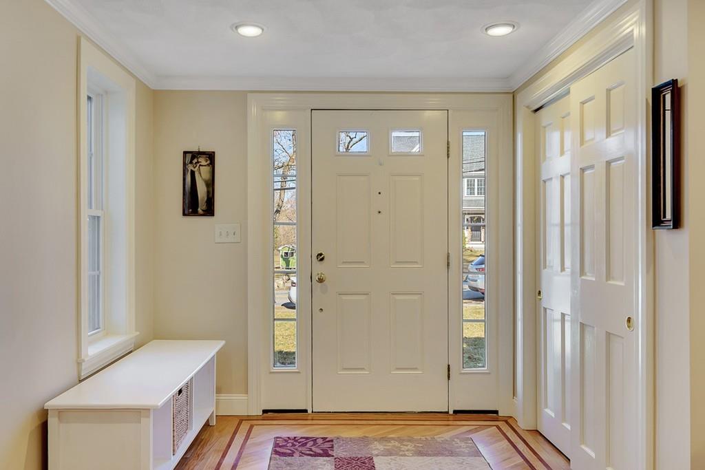 192 Virginia Road Concord, MA 01742 - Photo 5 of 37 Gallery Image 5