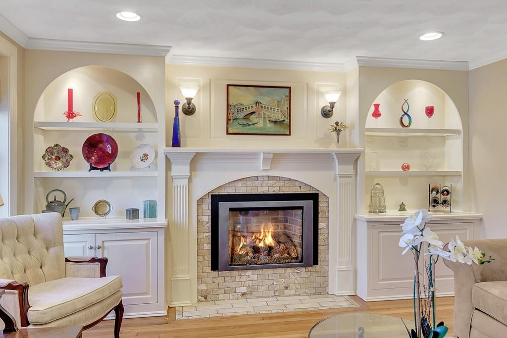 192 Virginia Road Concord, MA 01742 - Photo 8 of 37 Gallery Image 8