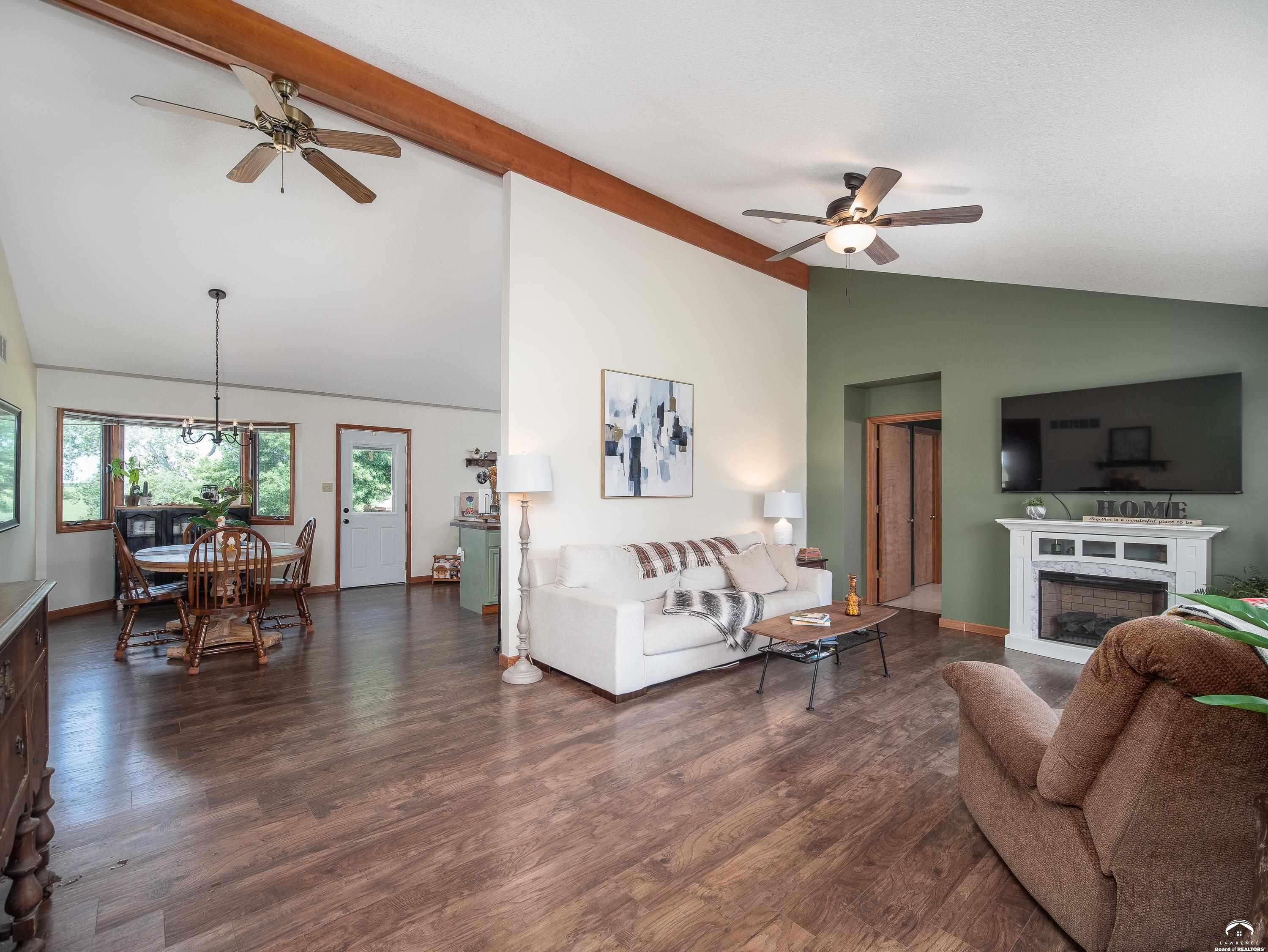 10727 Southwest Auburn Road Wakarusa, KS 66546 - Photo 4 of 62