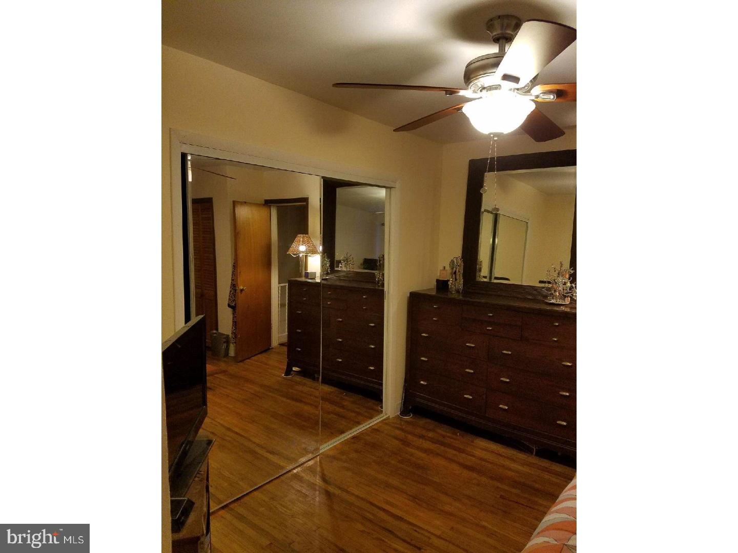 232 Laurel Road Sharon Hill, PA 19079 - Photo 8 of 15 Gallery Image 8