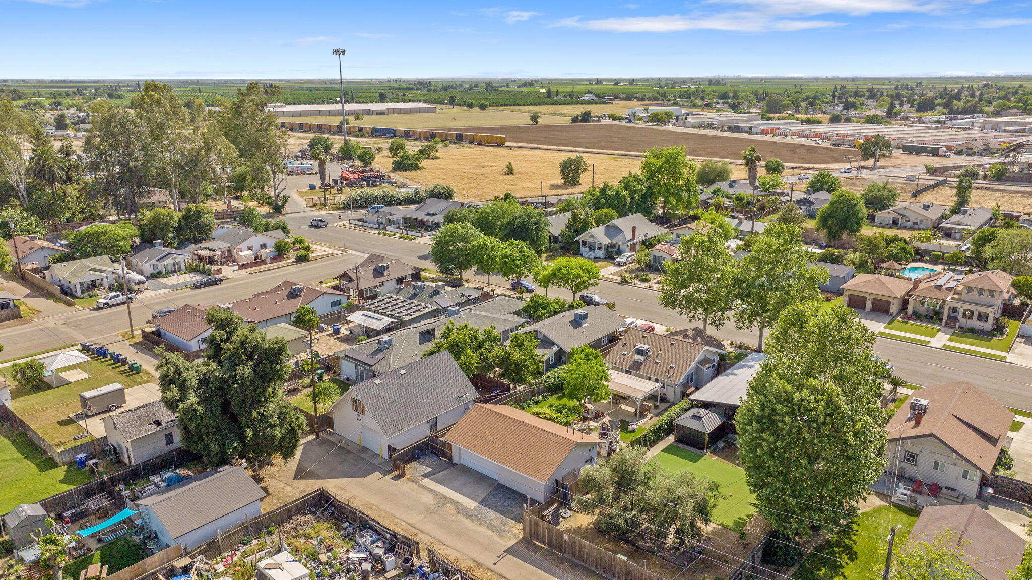 533 South E Street Exeter, CA 93221 - Photo 39 of 40 46-web-or-mls-DJI_20260410154905_0166_D
