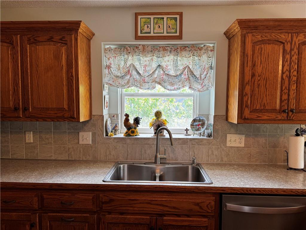 714 Ridge Crest Drive Raymore, MO 64083 - Photo 16 of 46
