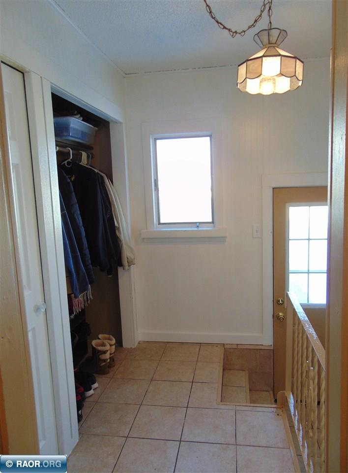 220 Indiana Avenue West Gilbert, MN 55741 - Photo 9 of 24