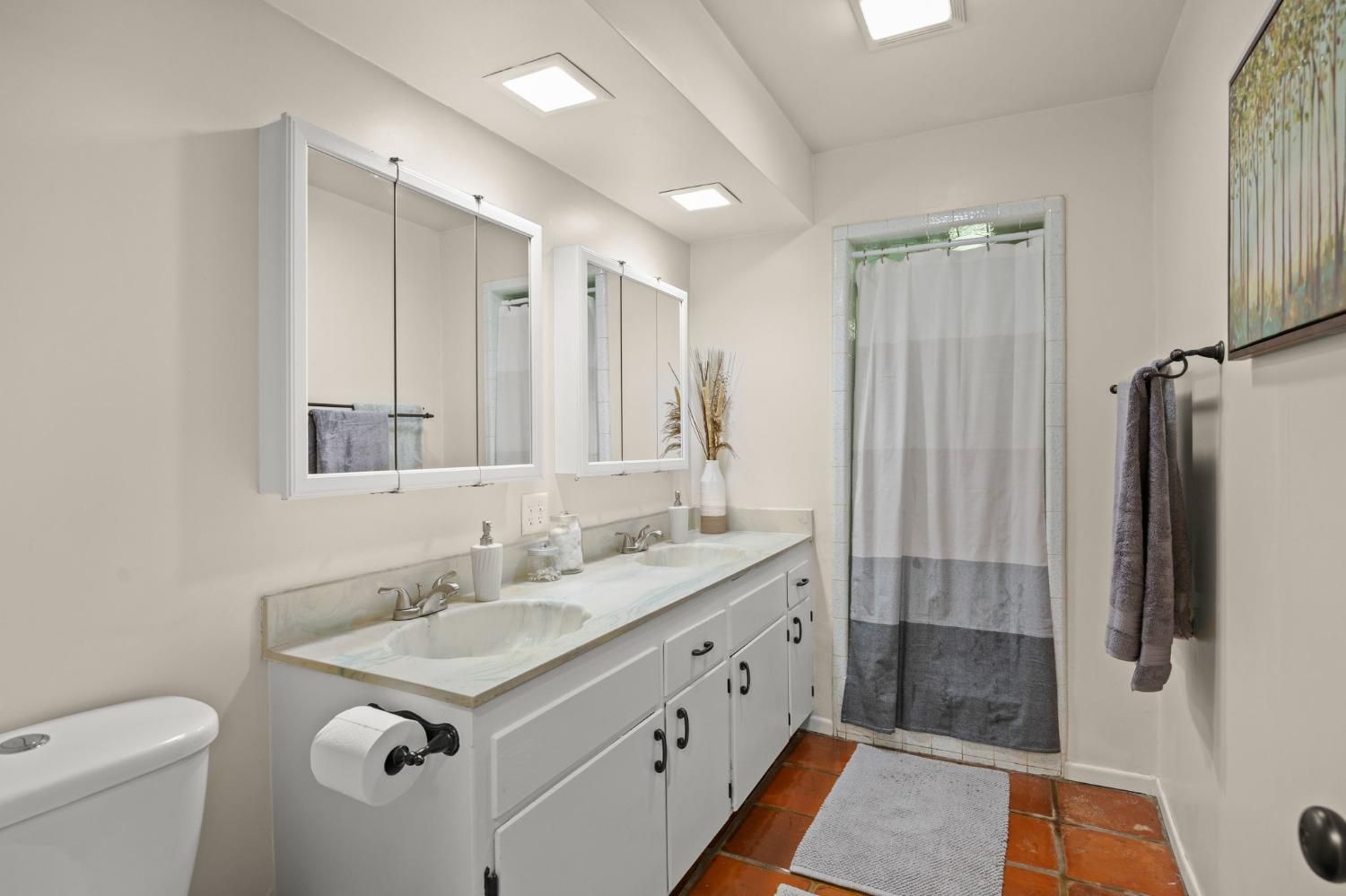 80 High Street Oak View, CA 93022 - Photo 18 of 93 a bathroom with a sink toilet and shower