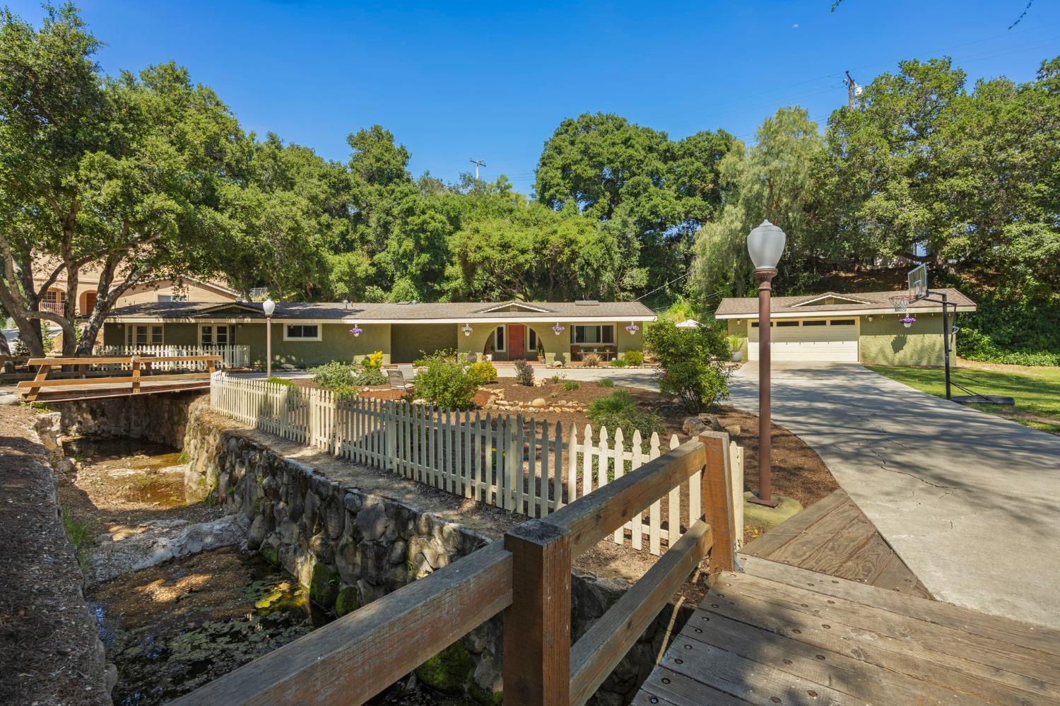 80 High Street Oak View, CA 93022 - Photo 51 of 93 a view of a balcony with wooden floor