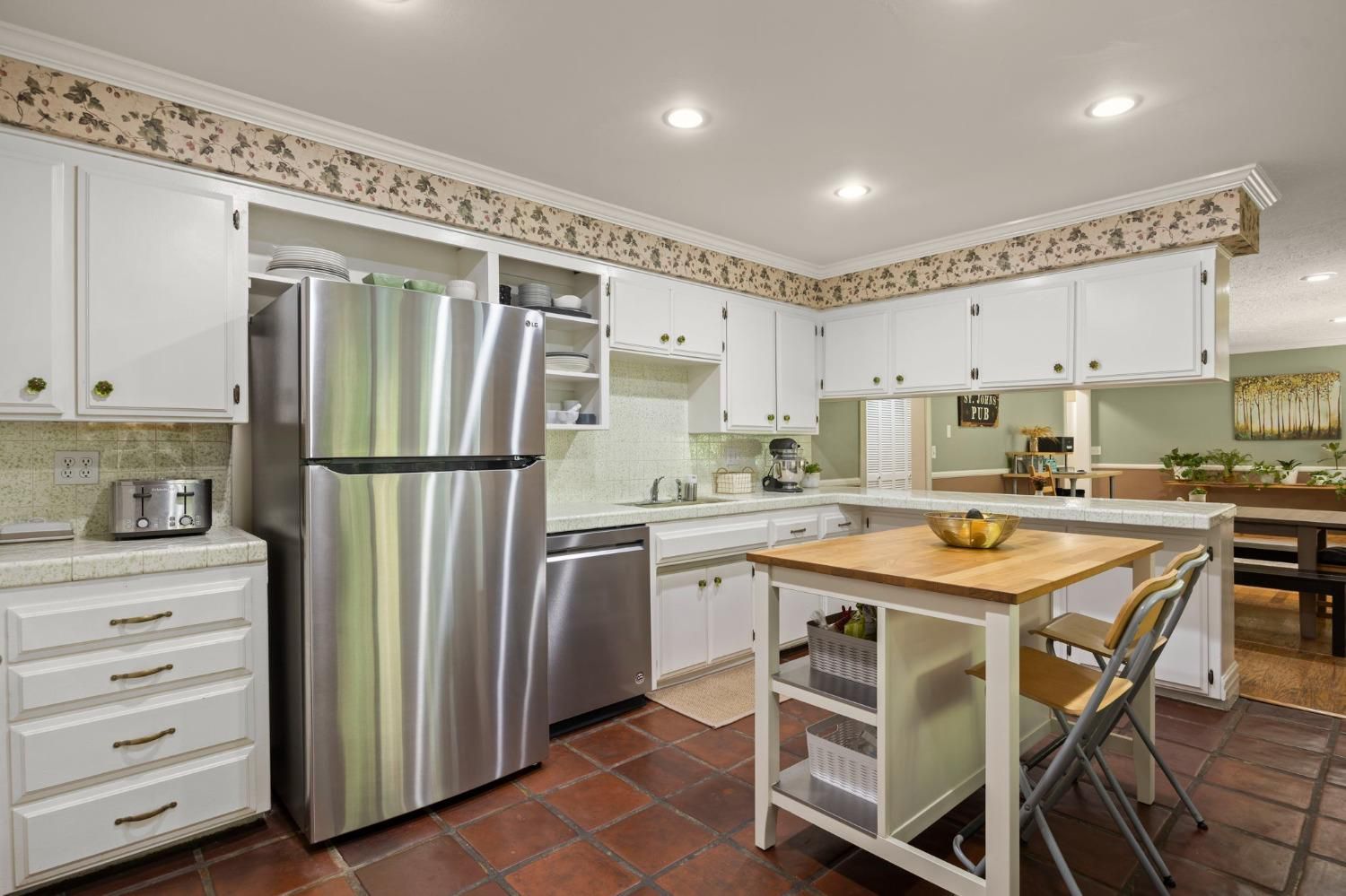 80 High Street Oak View, CA 93022 - Photo 6 of 93