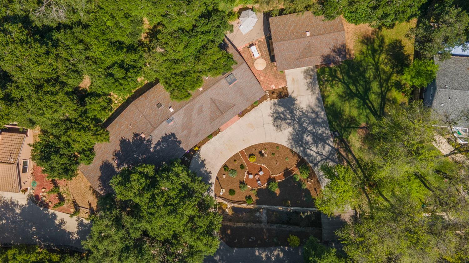 80 High Street Oak View, CA 93022 - Photo 84 of 93 an aerial view of a house with garden space and trees all around