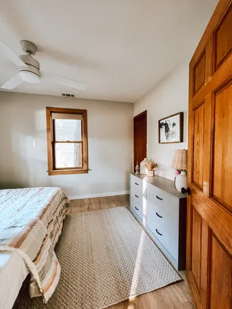 $2,900 | 1116 Adelia Street, Downers Grove, IL 60516