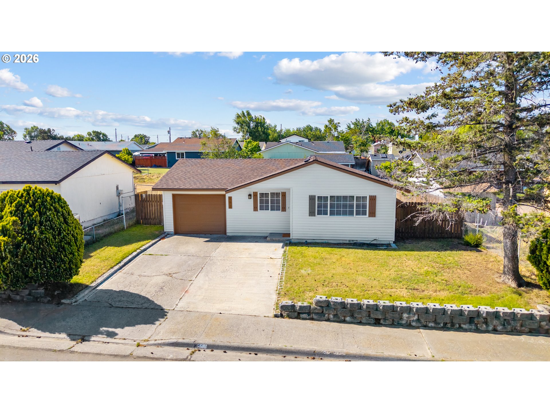562 East Reeder Drive Hermiston, OR 97838 - Photo 1 of 46 Gallery Image 1