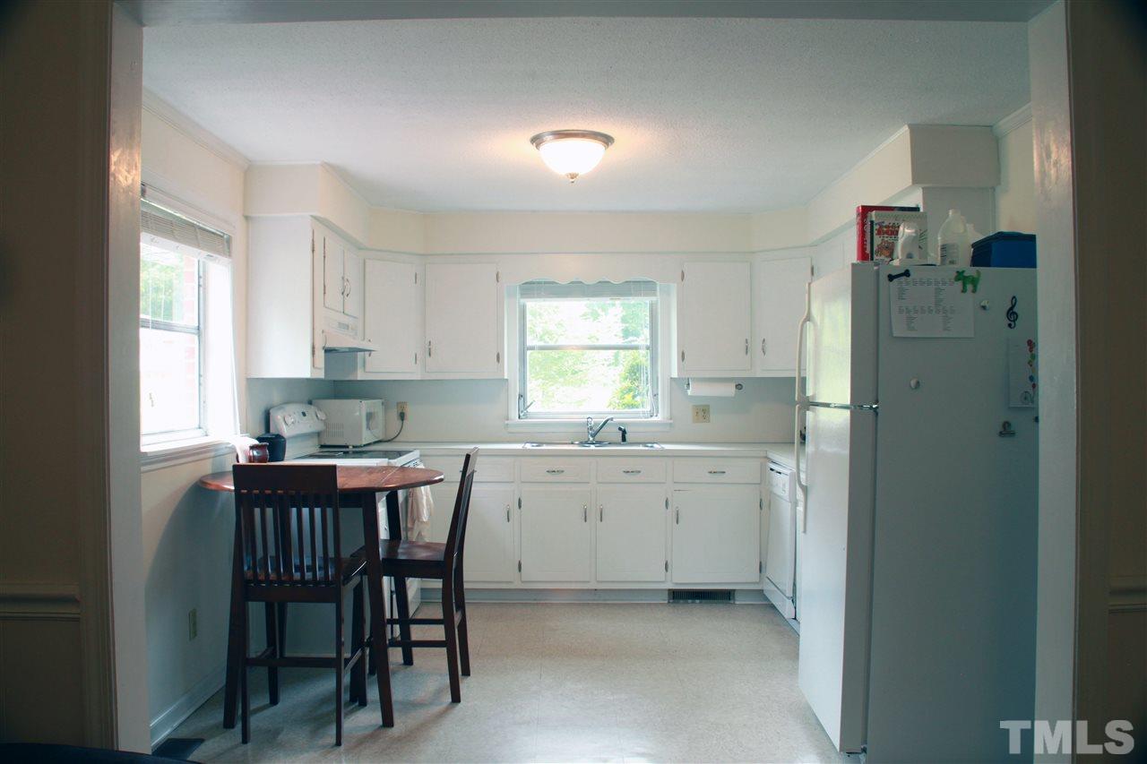 1308 Carpenter Fletcher Road Durham, NC 27713 - Photo 5 of 16 Gallery Image 5