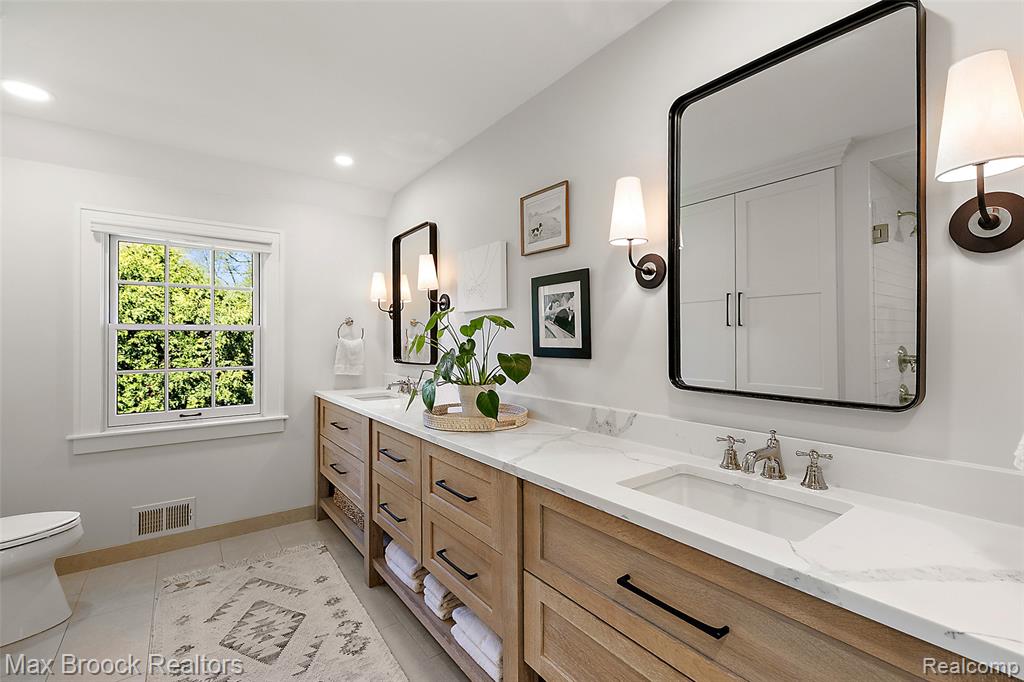 1259 Dorchester Road Birmingham, MI 48009 - Photo 26 of 46 Gallery Image 26