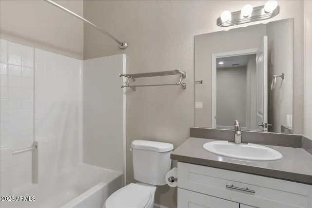 $2,000 | 1406 West Main Street, Unit 117, Mesa, AZ 85201