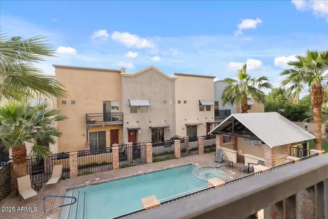 $2,000 | 1406 West Main Street, Unit 117, Mesa, AZ 85201