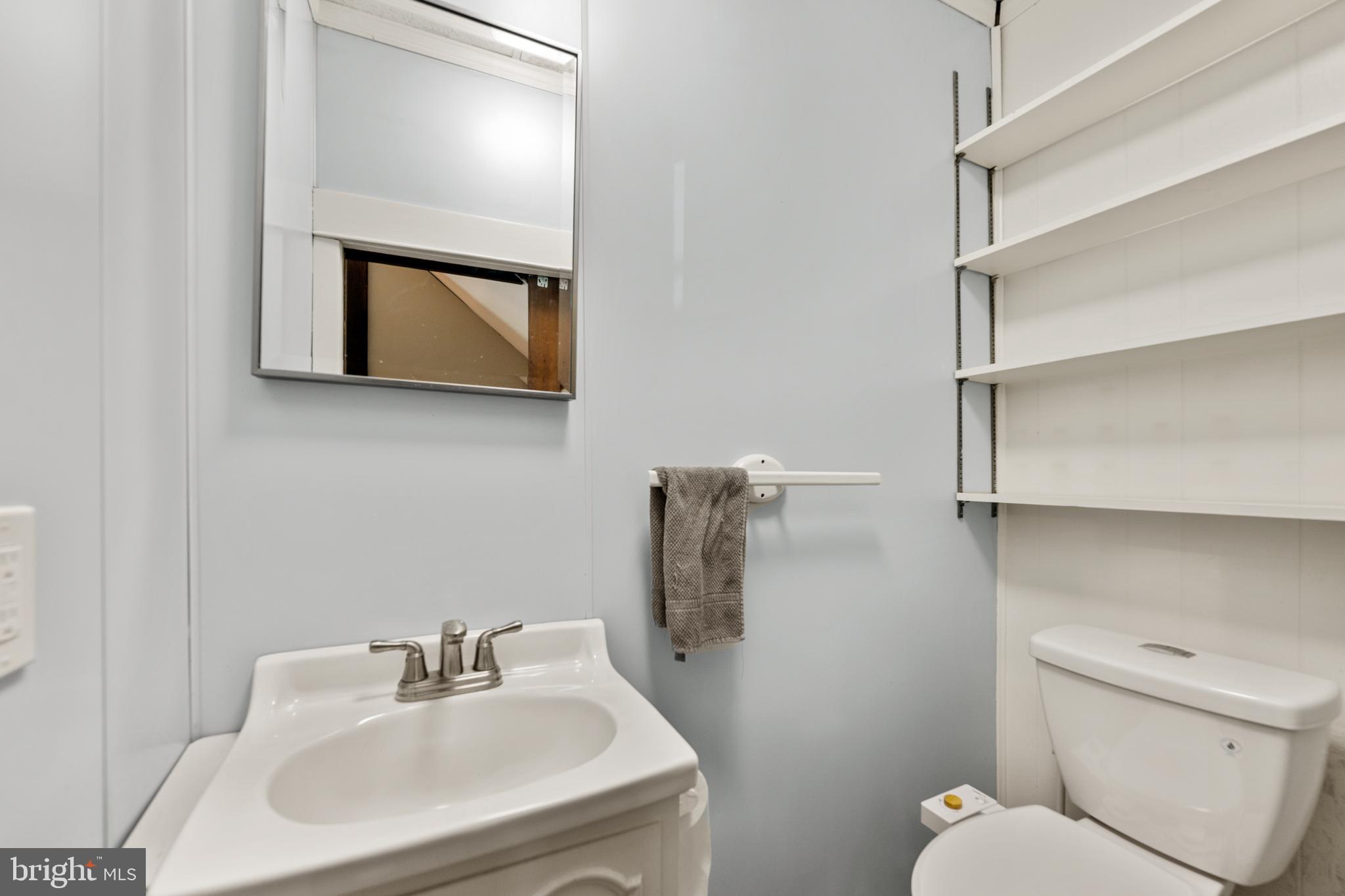27412 Ridge Road Damascus, MD 20872 - Photo 13 of 32 Gallery Image 13