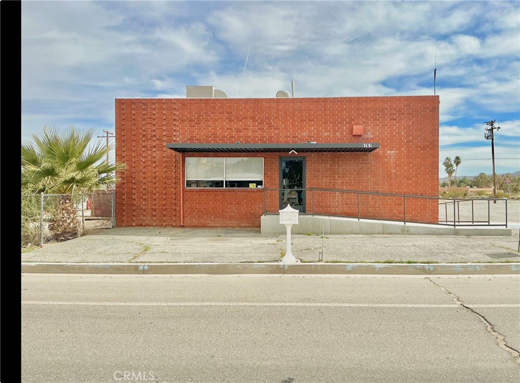 6767 Adobe Road Twentynine Palms, CA 92277 - Photo 17 of 17