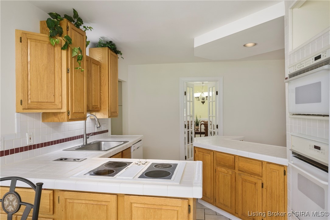 4100 Brush College Road Floyds Knobs, IN 47119 - Photo 17 of 66 Kitchen