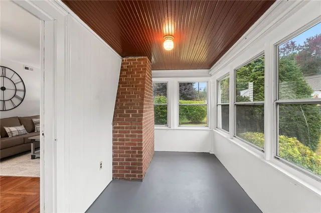 $549,900 | 784 Victory Highway, North Smithfield, RI 02896