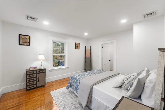 $549,900 | 784 Victory Highway, North Smithfield, RI 02896