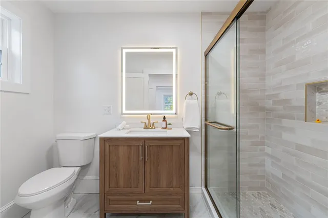 $549,900 | 784 Victory Highway, North Smithfield, RI 02896