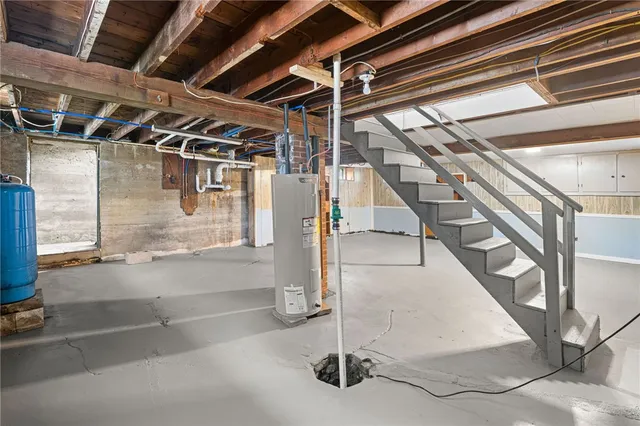 $549,900 | 784 Victory Highway, North Smithfield, RI 02896