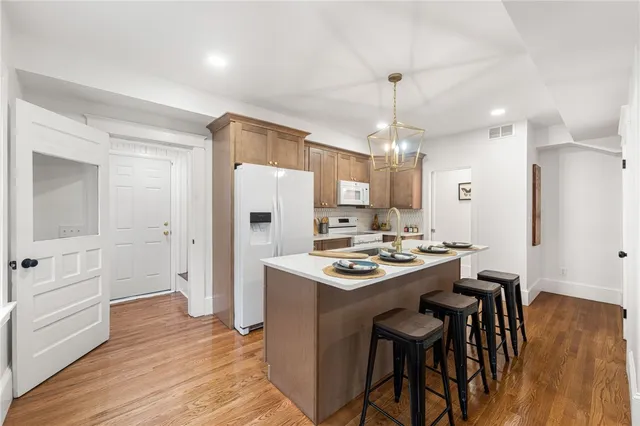 $549,900 | 784 Victory Highway, North Smithfield, RI 02896