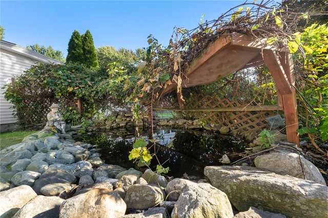 $549,900 | 784 Victory Highway, North Smithfield, RI 02896