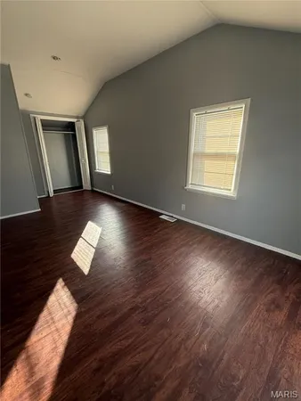 $1,500 | 452 Bluff Drive, St. Louis, MO 63137