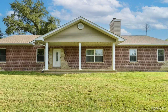 $150,000 | 6264 Roachtown Road, Millstadt, IL 62260