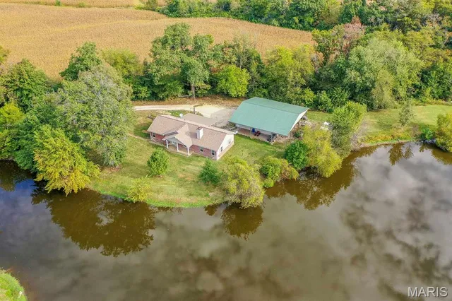 $150,000 | 6264 Roachtown Road, Millstadt, IL 62260